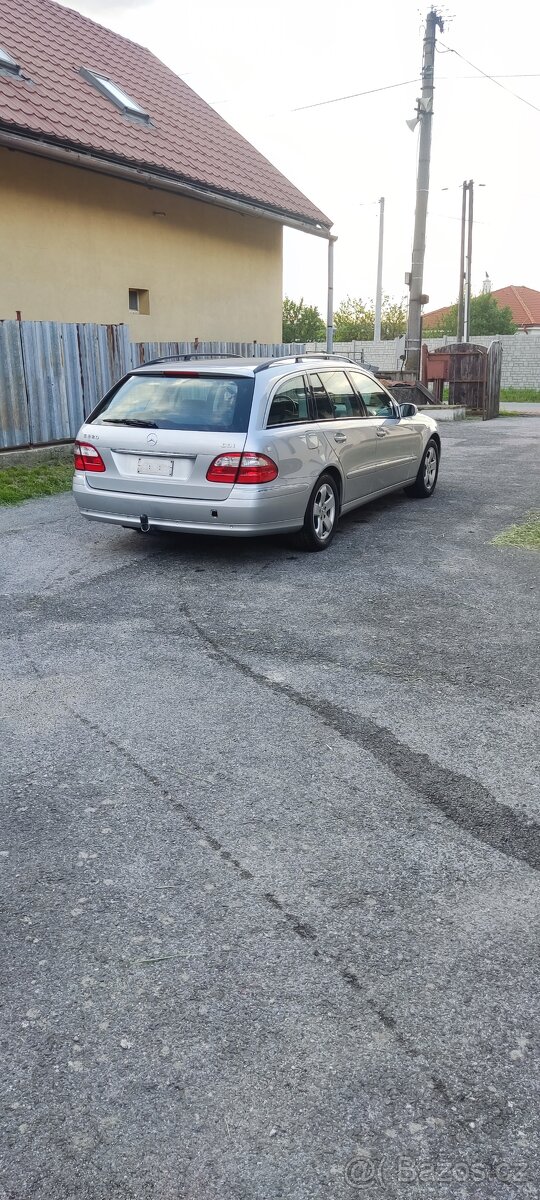 Mercedes benz E 220cdi T S211 - 2