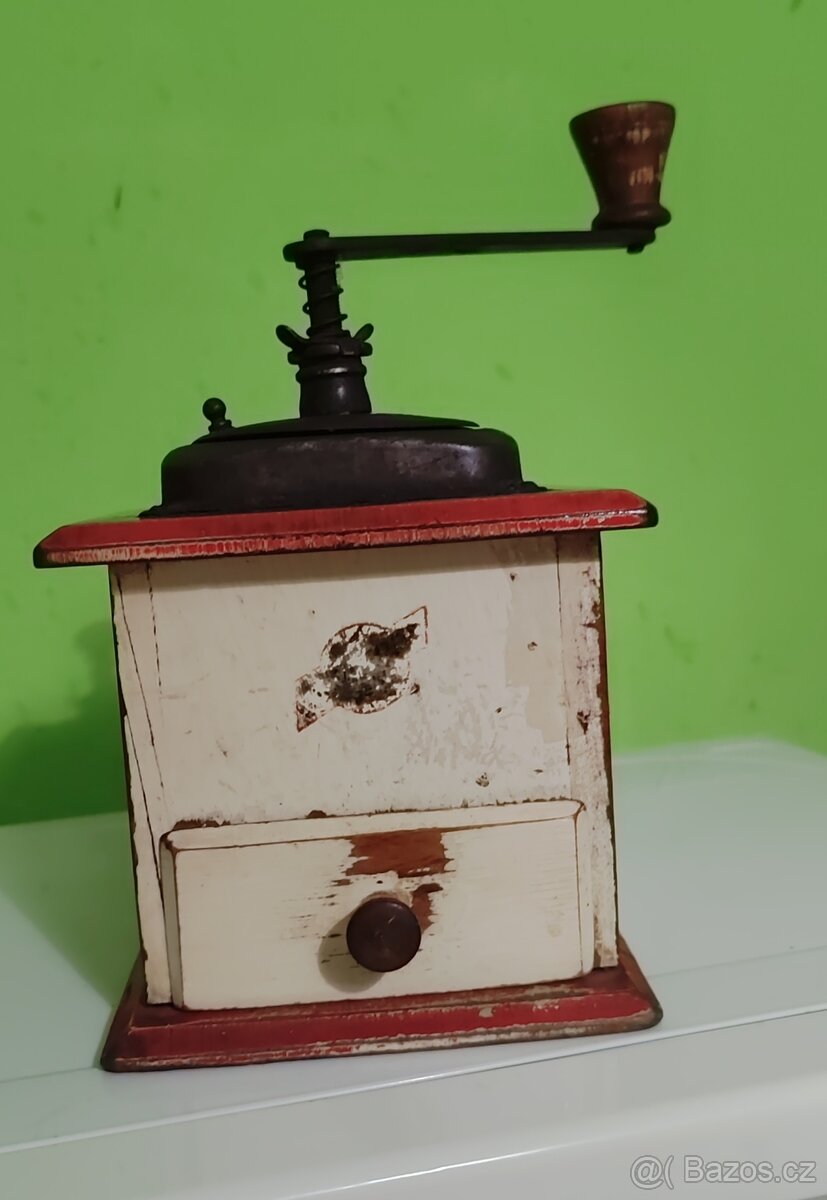 Ruční mlýnek na kávu - 2