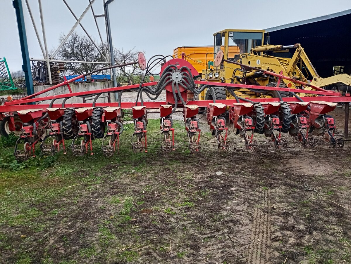 Přesný secí stroj Harmonia - 2