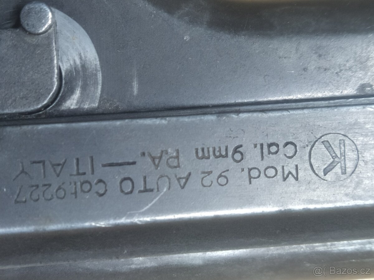 Plynová pistole vzor 93 - 2