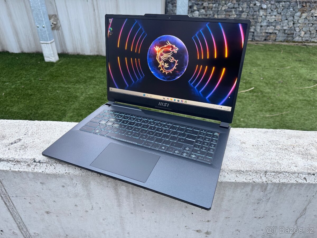 Herní notebook MSI RTX 4060 8GB - 2