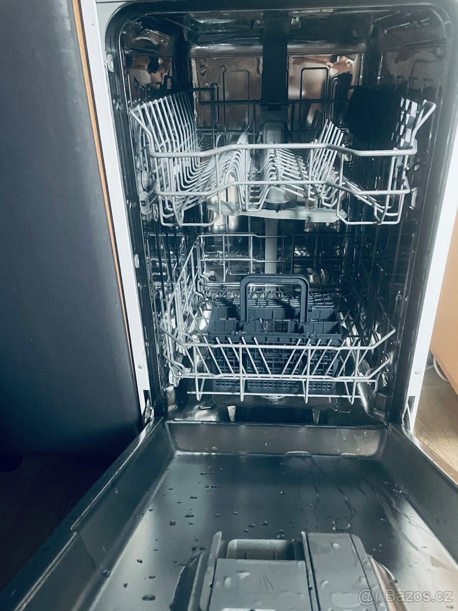 Vestavěná myčka Beko 60cm - 2