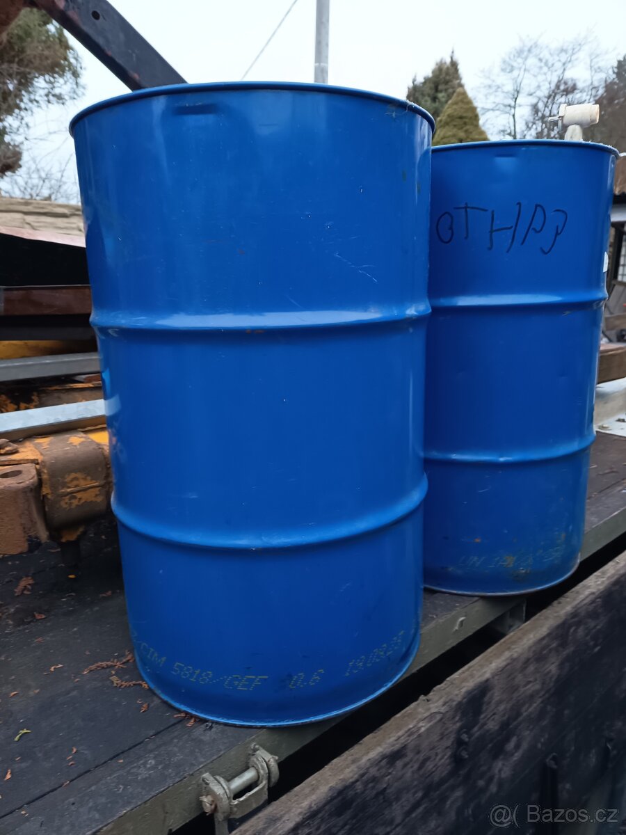 Plastové kanystry - 2