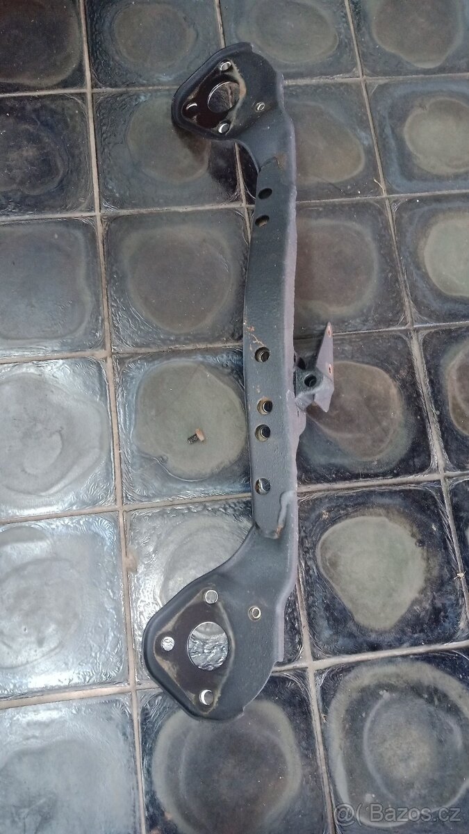 Vlečné oko BMW X5 E53 7019019 - 2