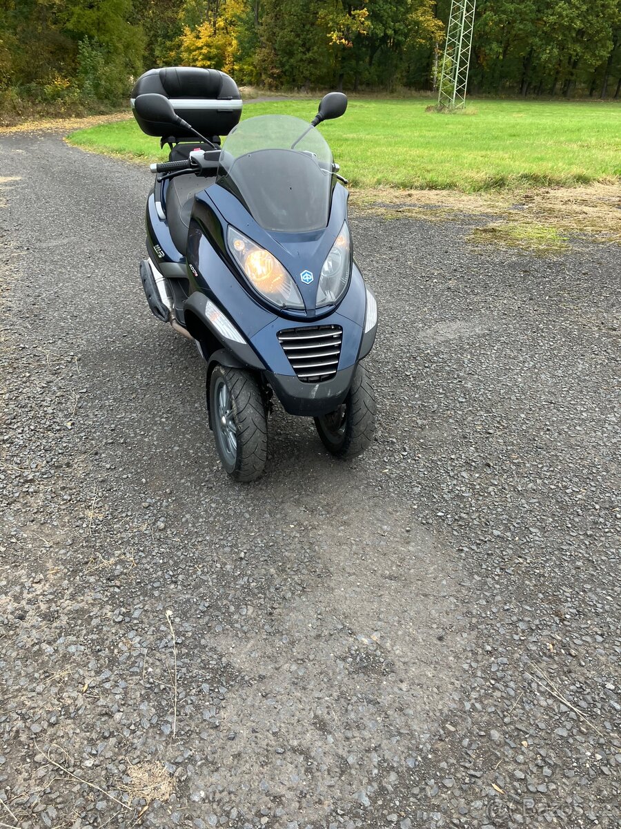 Prodám Piaggio MP3 RL 400 I.E. - 2