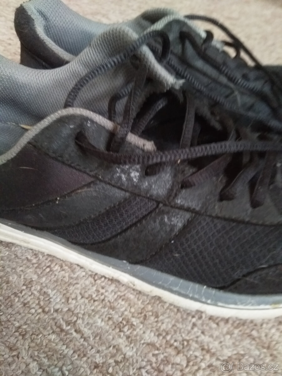 Pánské černé tenisky, lehké, č.42 - 2