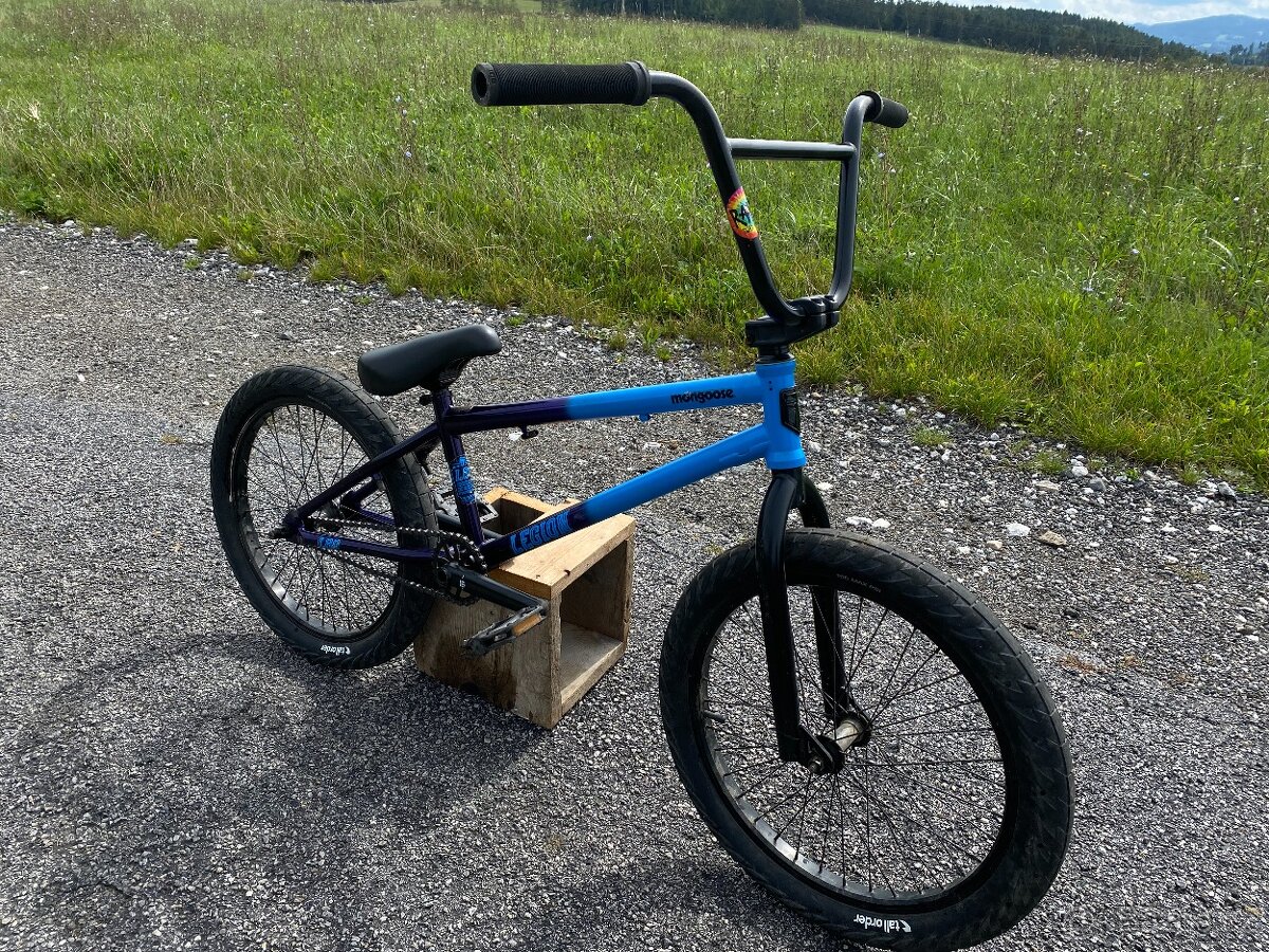 Freestyle BMX kolo Mongoose - 2