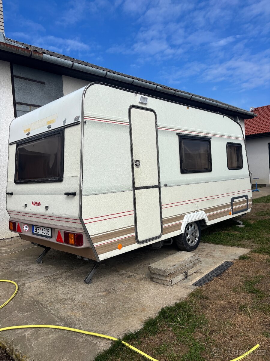 Karavan palandy,predstan - 2