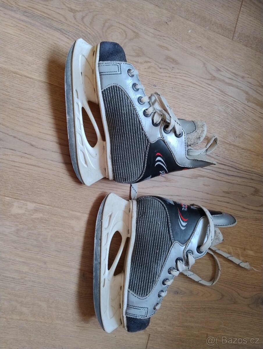 brusle na led velikost 29 - 2