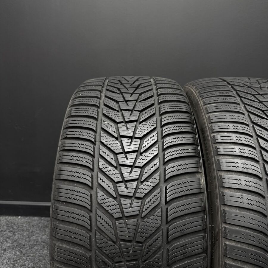 2ks pneu Hankook 245/35/20 95W - 2