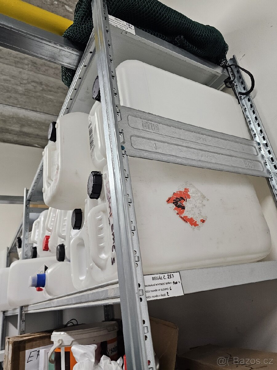 Prodám plastové kanystry 25l - 2