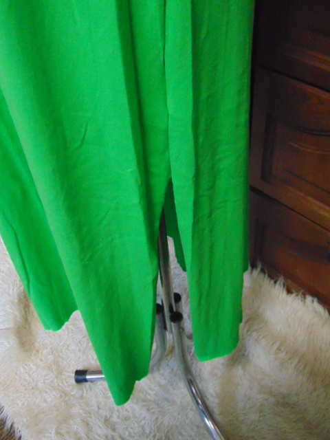 Zelené bavlněné dlouhé šaty - 2