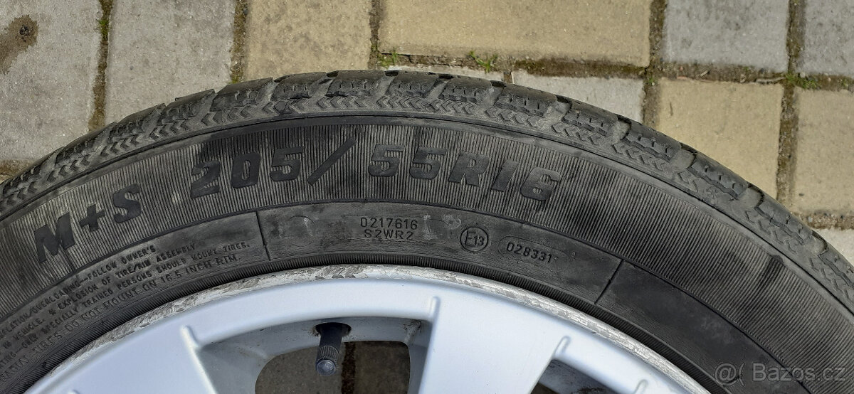 BMW - originální zimní hliníkové kolo 16" styling 156 - 2