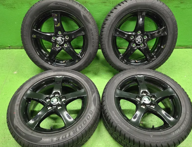 ZIMNÍ KOMPLET ŠKODA 16" 5X112 ET48 6J 205/55 R16 - 2