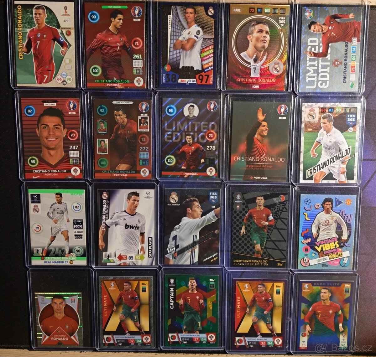 Fotbalové karty Panini a Topps - 2