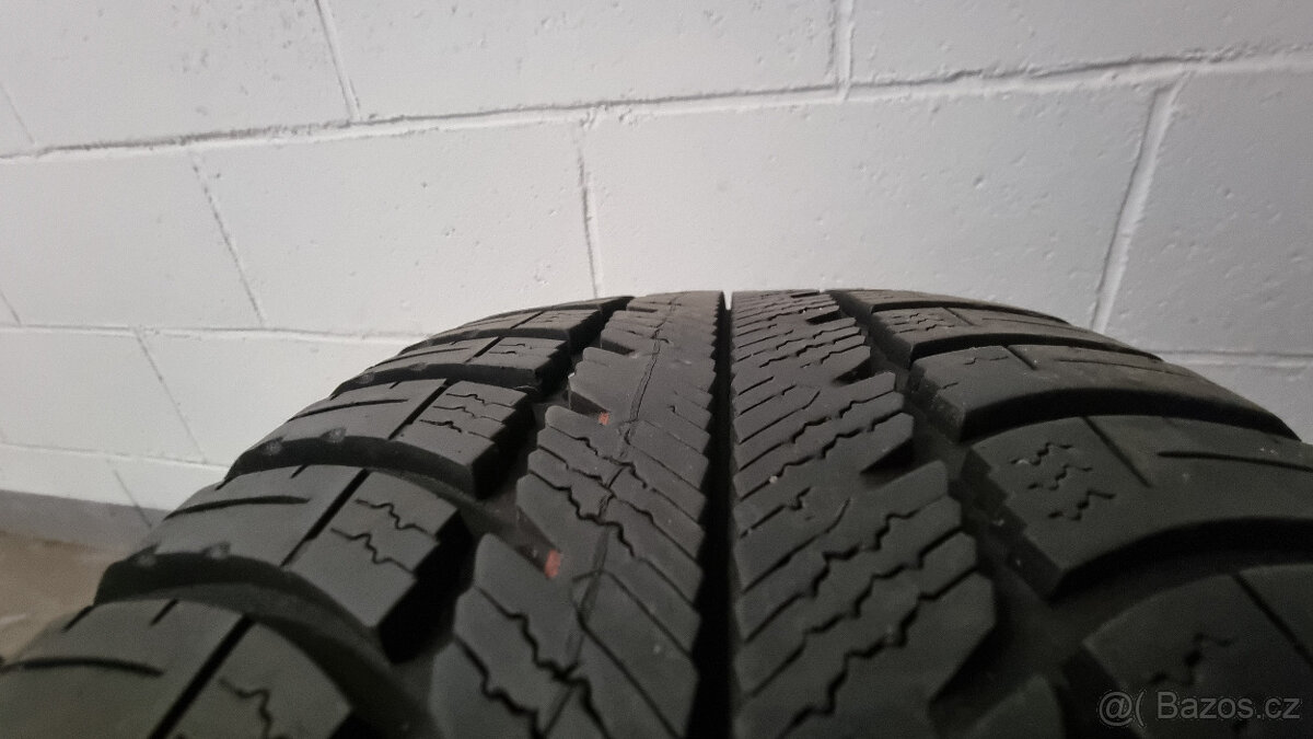 Celoroční kola Ford Fiesta - 2