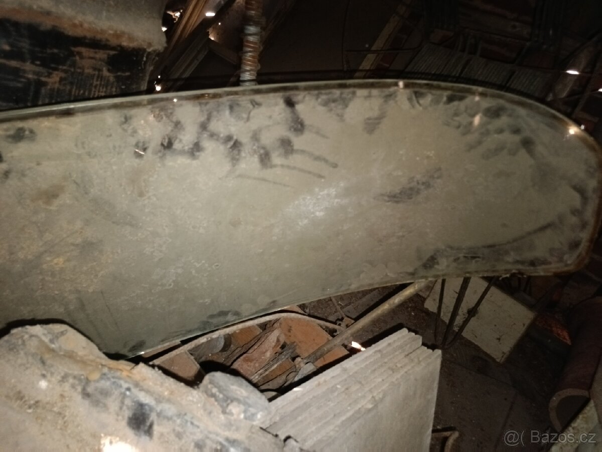 Zadní sklo Škoda 1000MB - 2