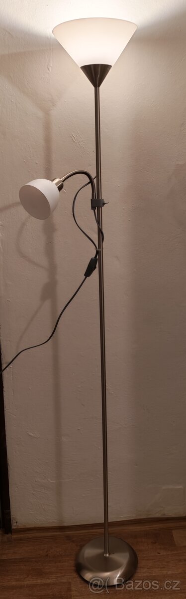 Stojanová lampa - dva zdroje - 2