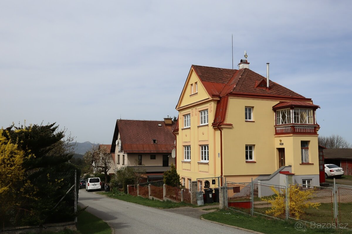 Prodej vily u Petřína v Jablonci n.N. - 2