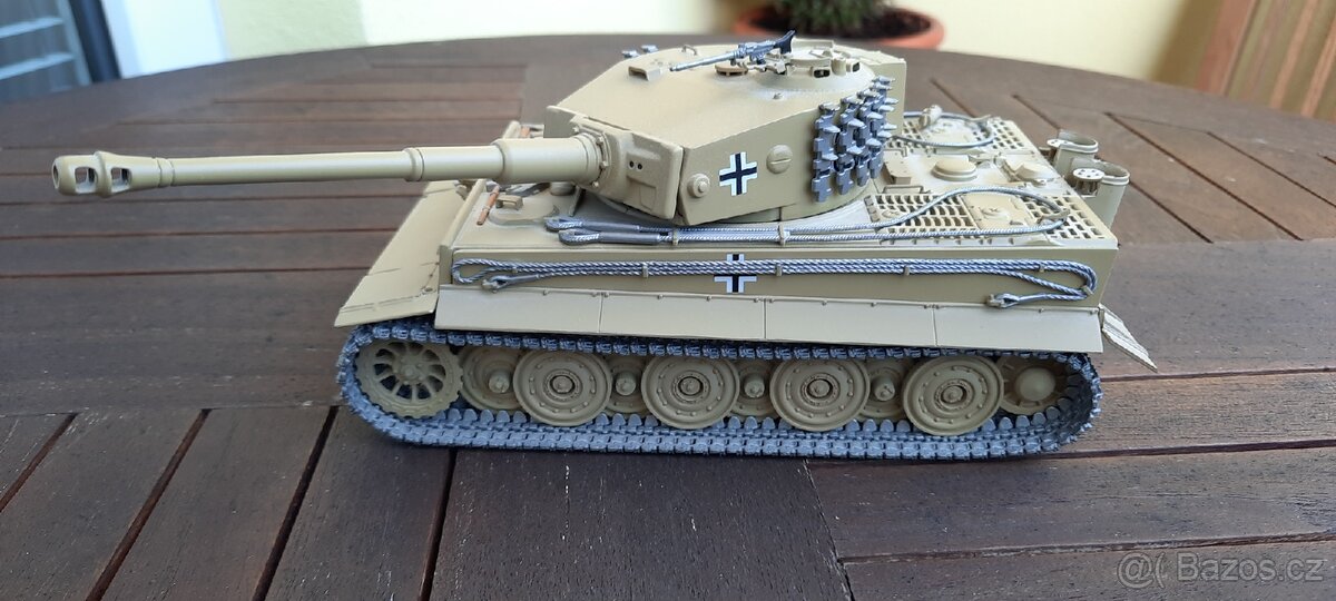 Tank Tiger-1:35 Minichamps - 2