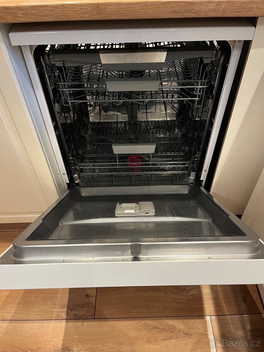 Myčka nádobí Amica MV 647 AW - 2