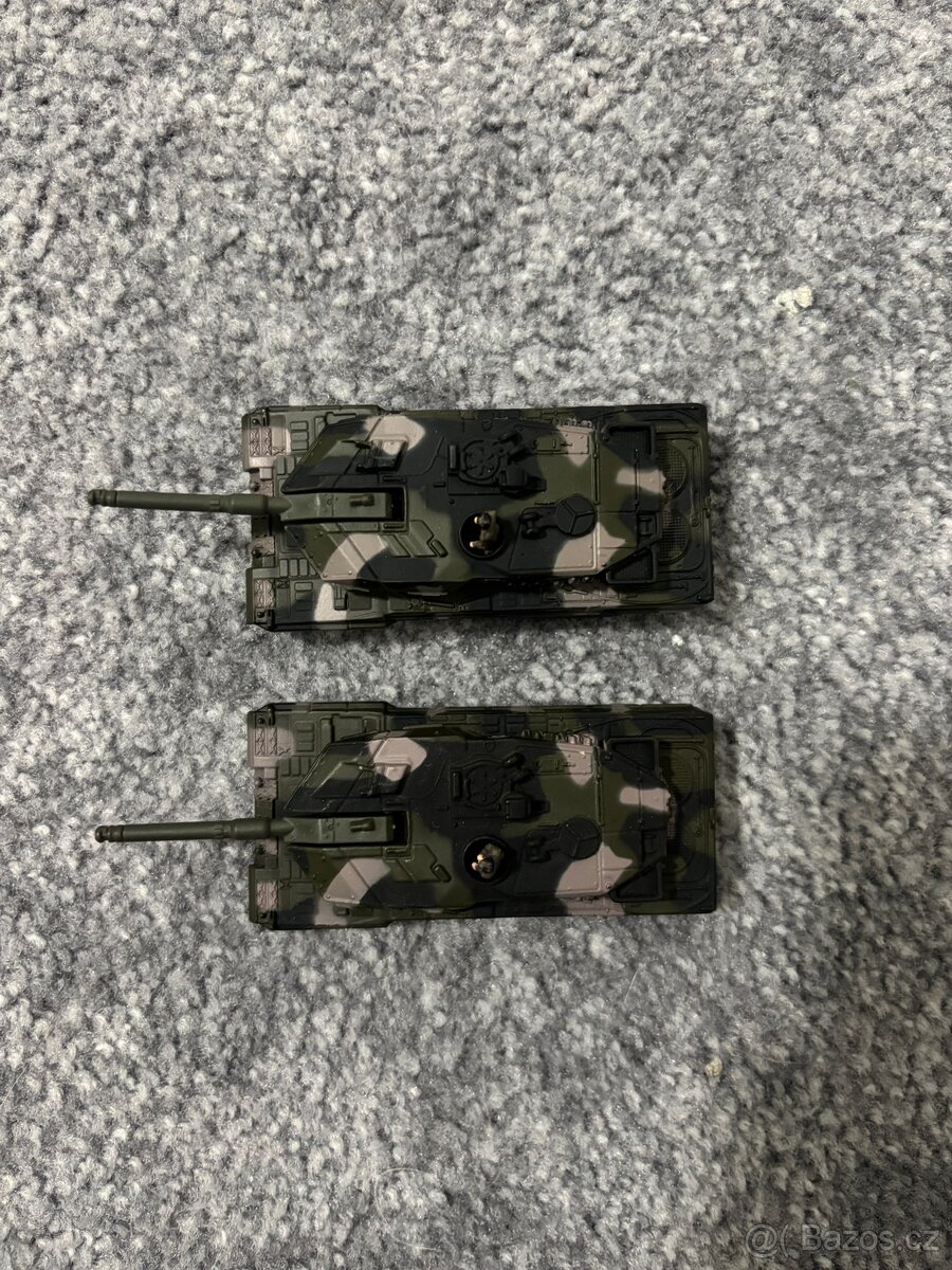 Siku transport tanku+další tank - 2