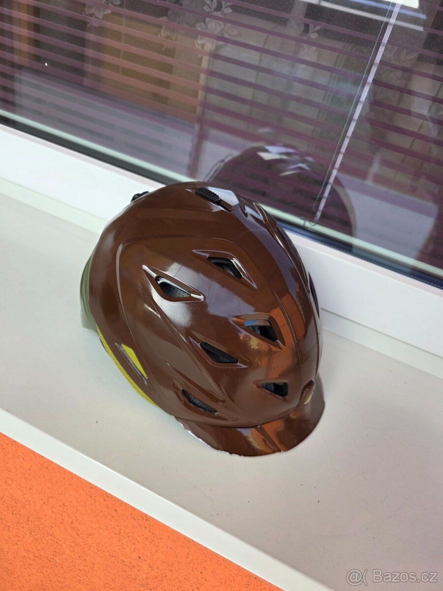 Helma Atomic M - 55 - 59cm - 2