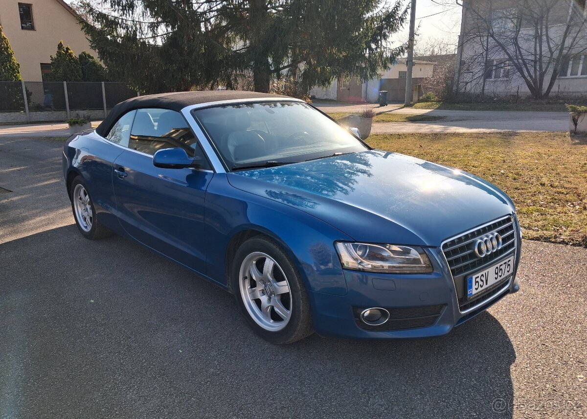 Prodám Audi A5 cabriolet 2.0Tdi 125kW - 2