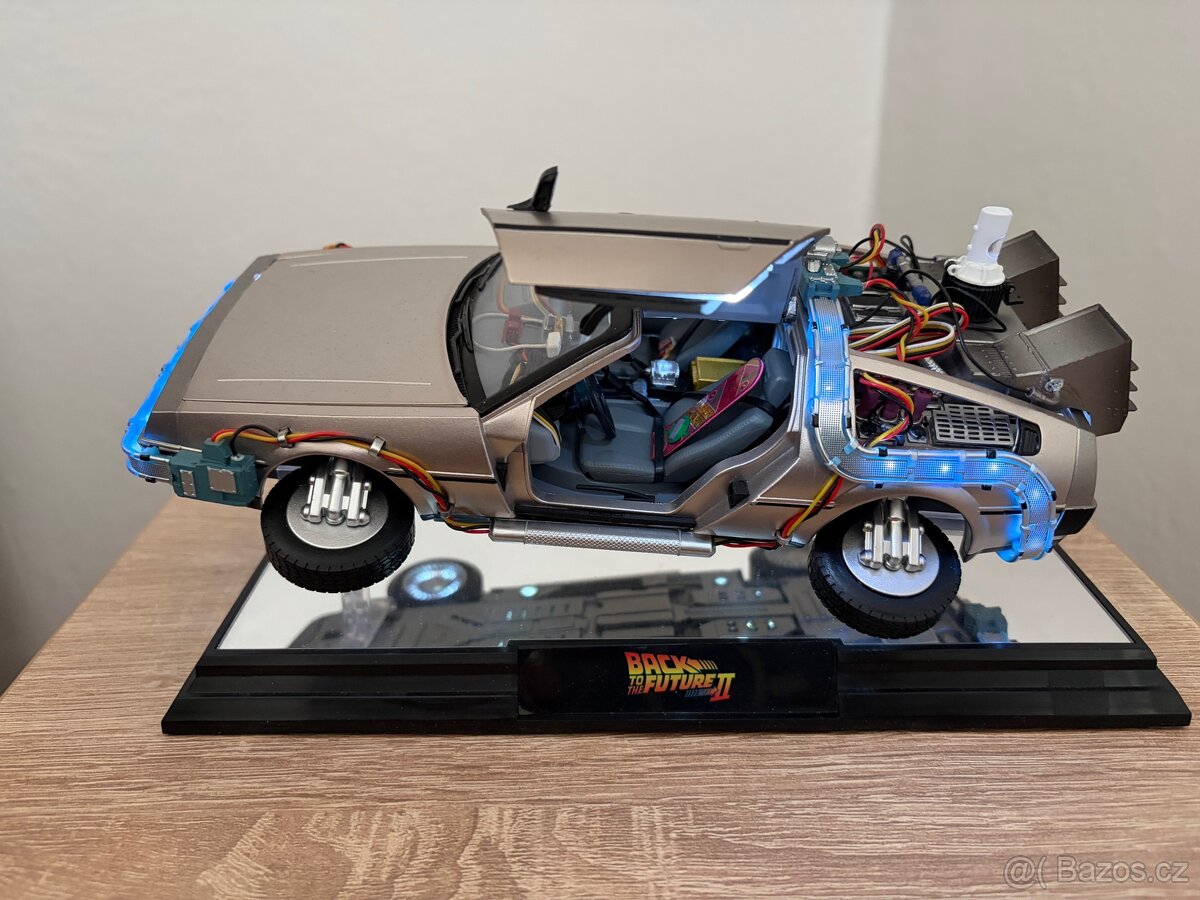 DeLorean levitace 1:20 - 2