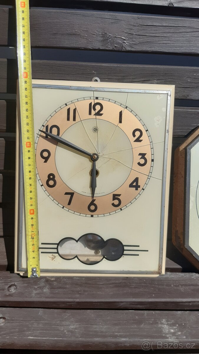 4ks starých hodin - 2