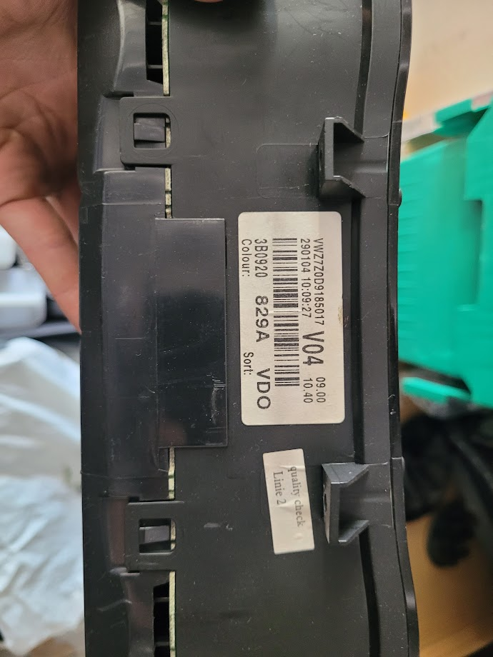 Budíky Passat B5.5 diesel - 2