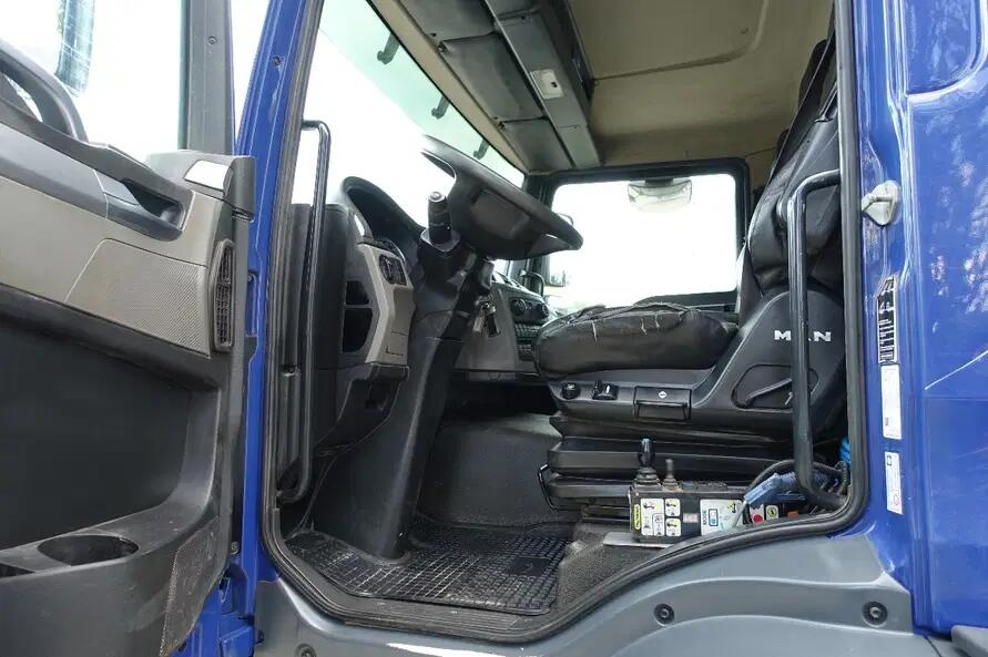 ZÁNOVNÍ 18t kontejner MAN - 2