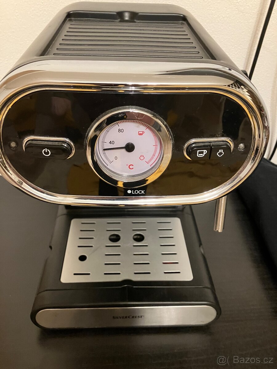 Pákový kávovar Silvercrest černý - 2