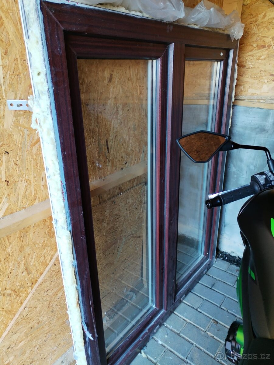 PLASTOVÉ OKNO 114x142 - 2