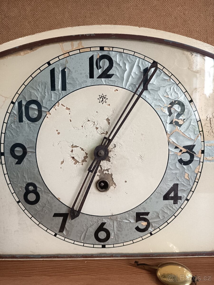 Nástěnné hodiny - 2