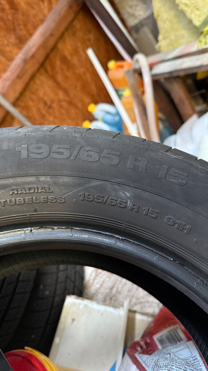 Pneu 195/65 r15 - 2