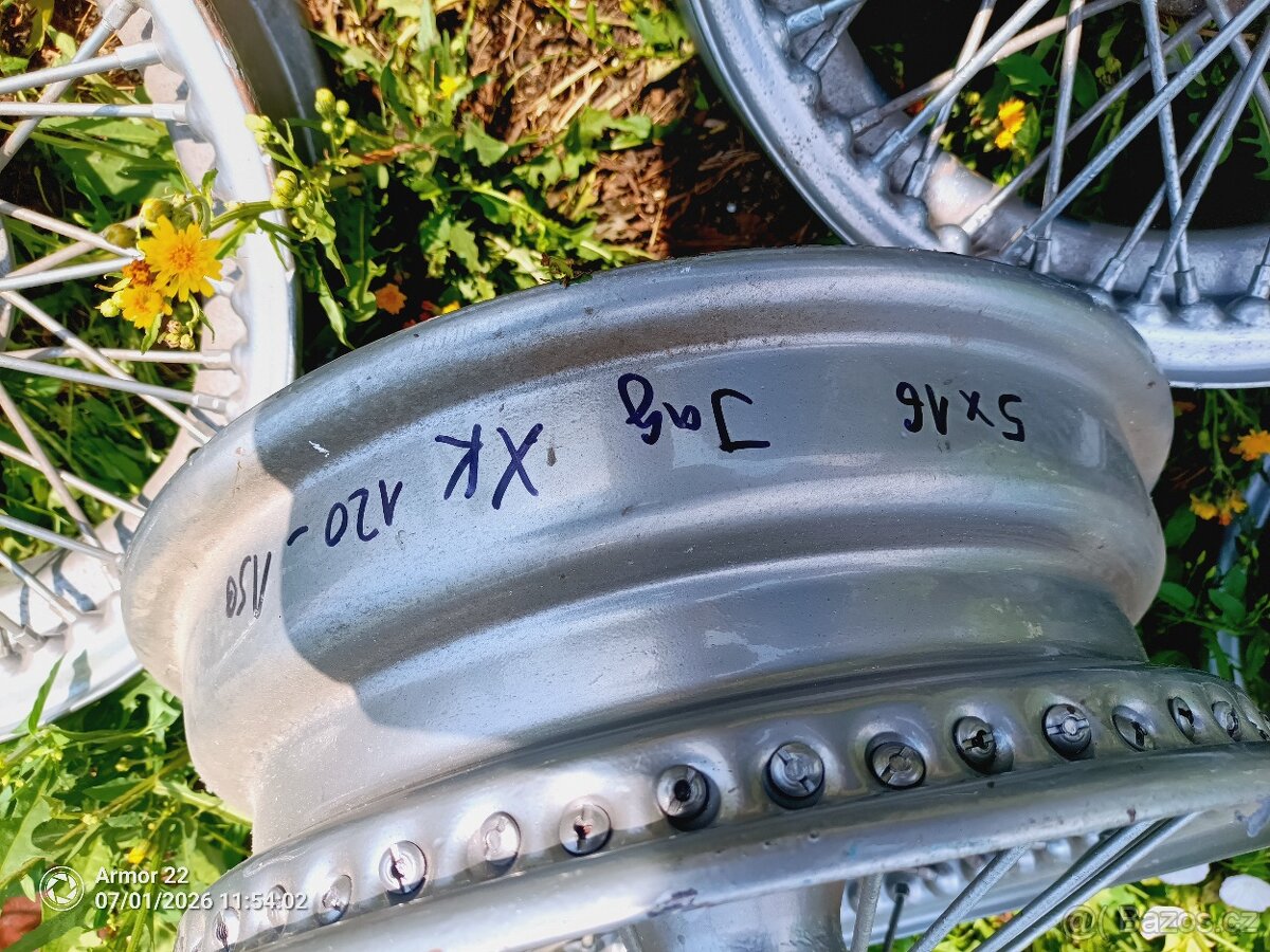 Drátěná kola 5x16 jaguar XK - 2