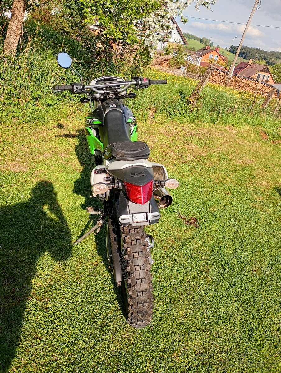 Kawasaki KLX 250