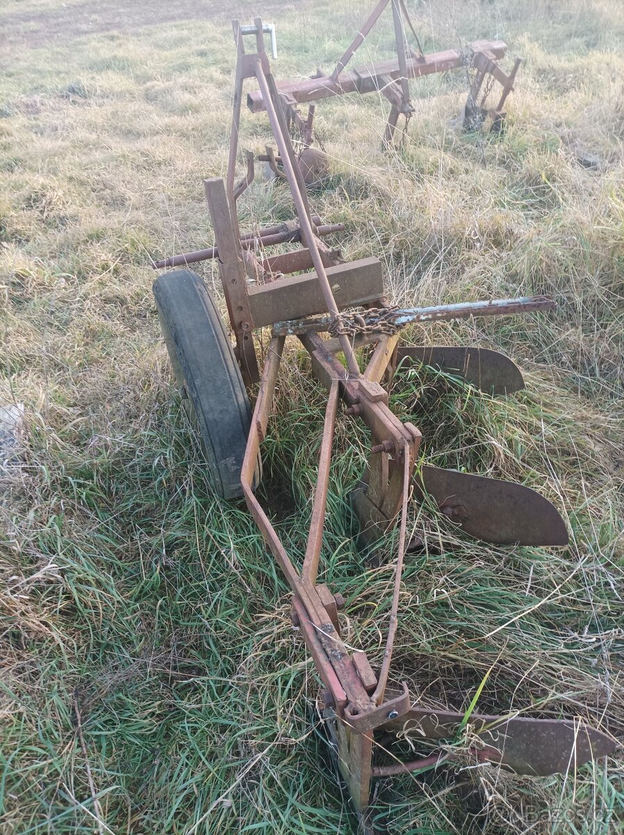 Prodám pluh za traktor - 2