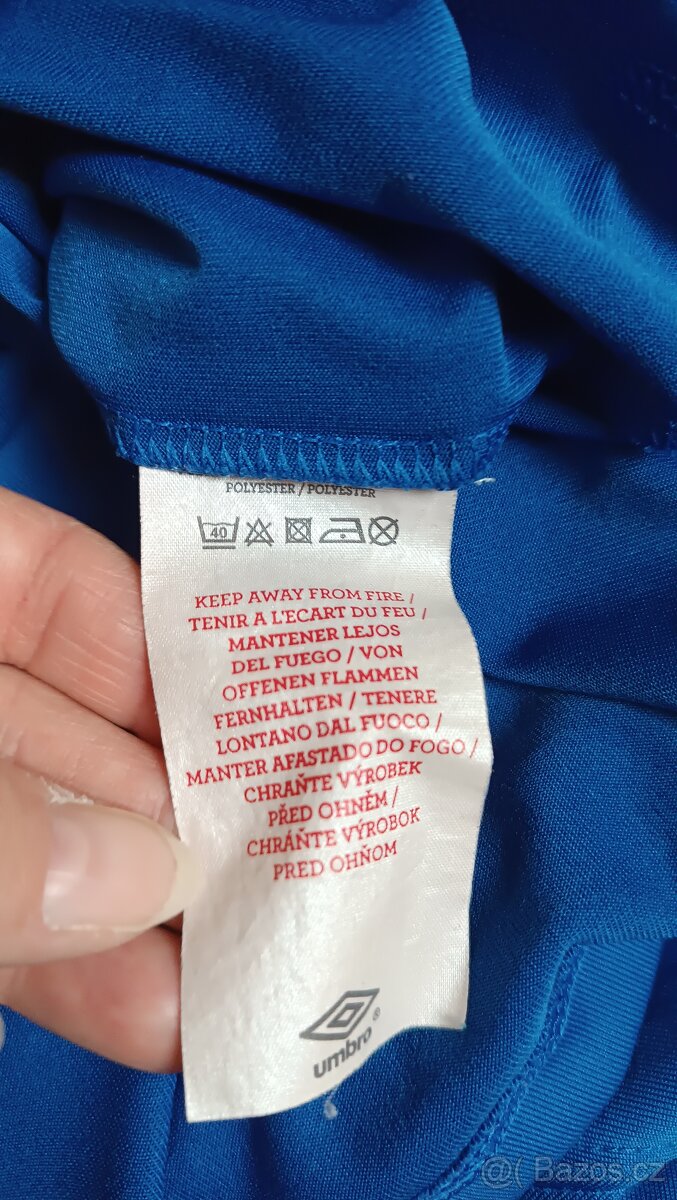 Modré tričko Umbro vel 152 - 2