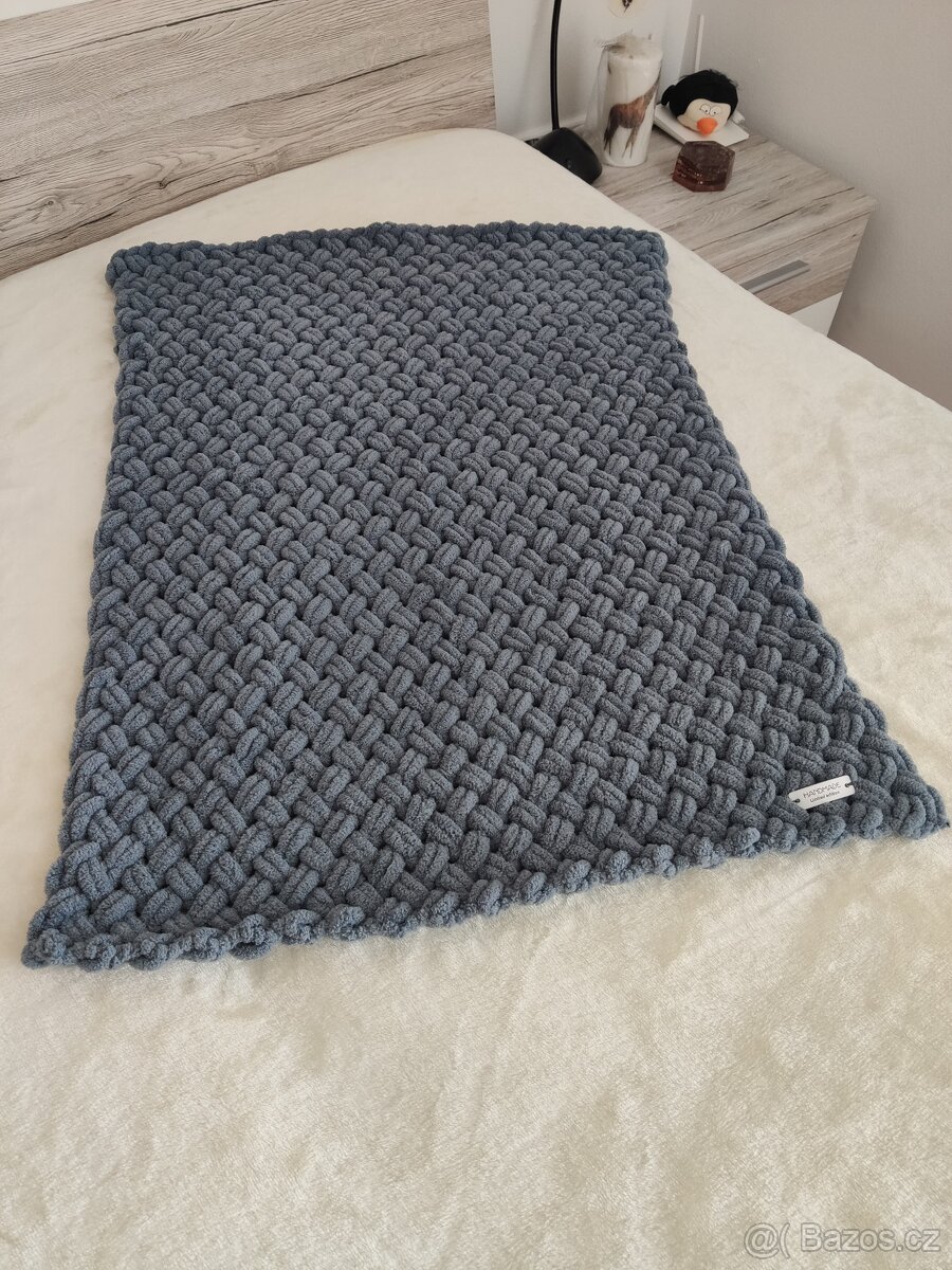 Pletená dětská deka šedá - 2
