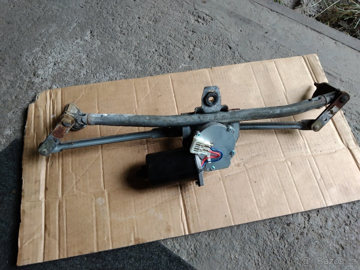 Škoda Octavia 1 mechanismus stěračů motorek rv 1999 - 2