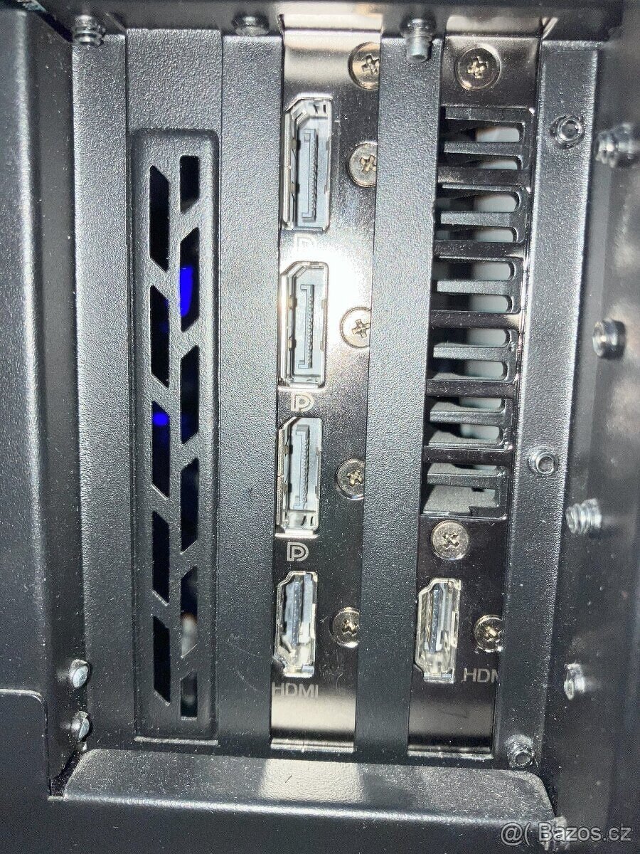 Asus ROG STRIX LC RTX380Ti O12G GAMING - 2