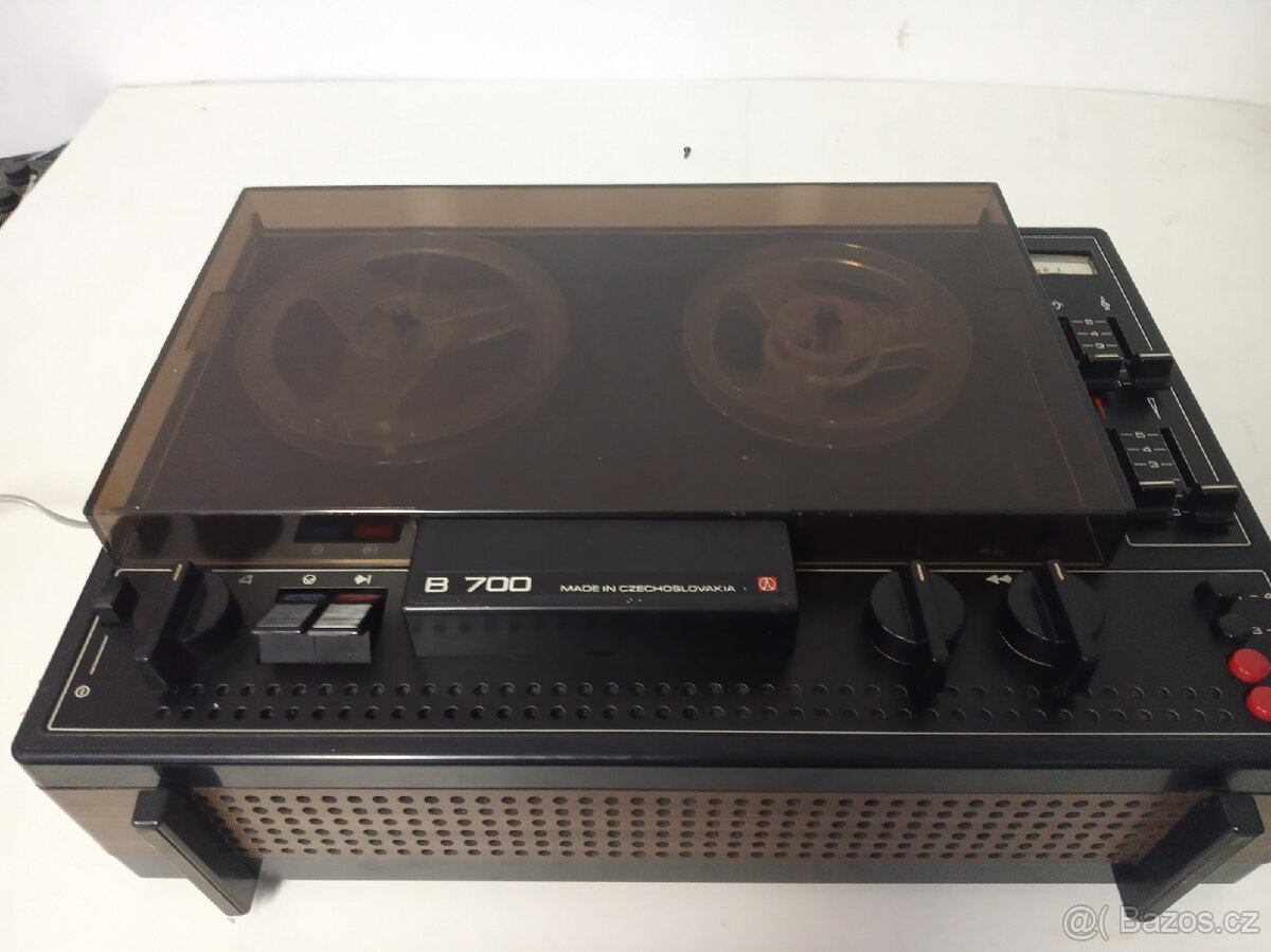 Magnetofon Tesla - 2