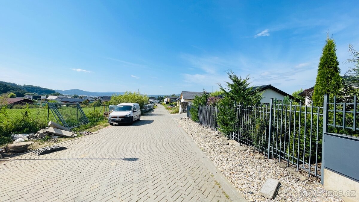 Stavební pozemek v Novém Malíně - 2