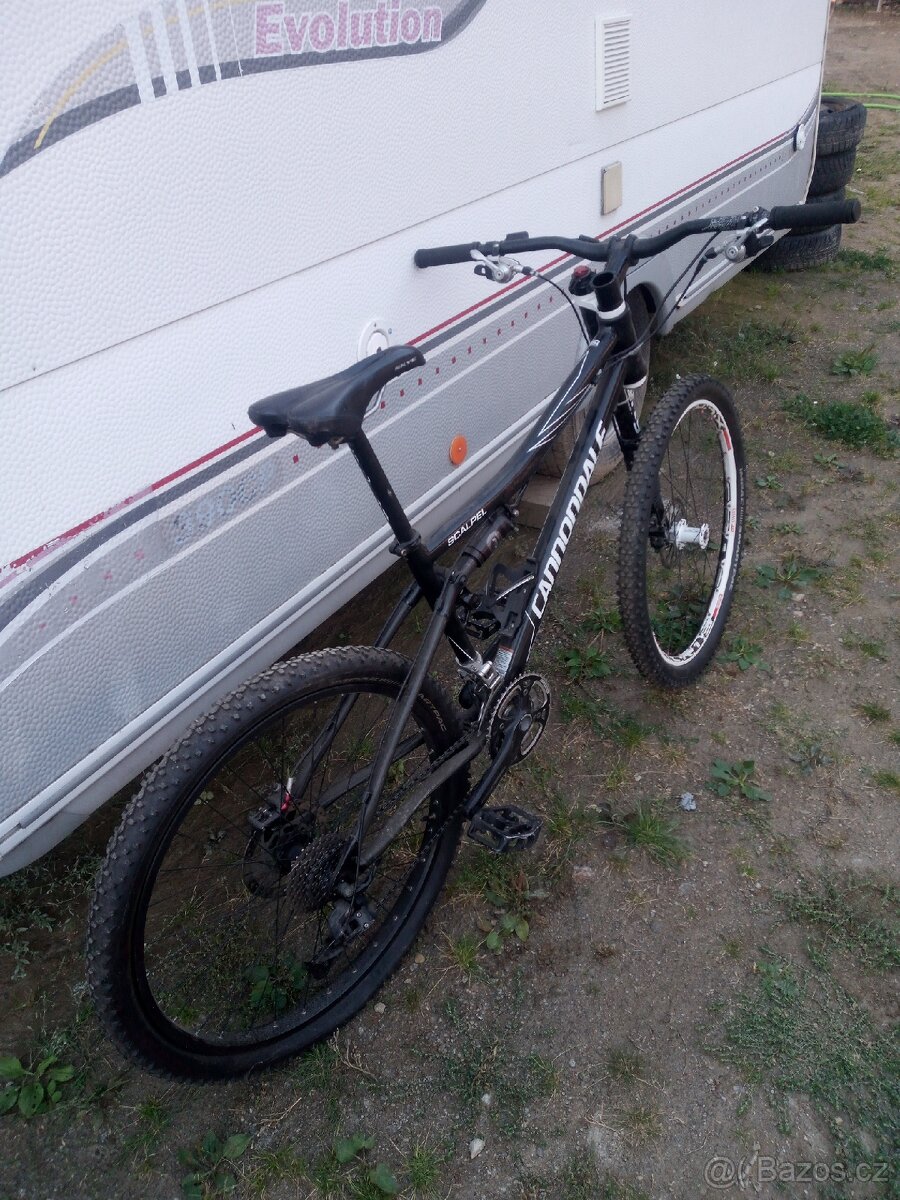Kolo Cannondale scalpel celokarbon - 2
