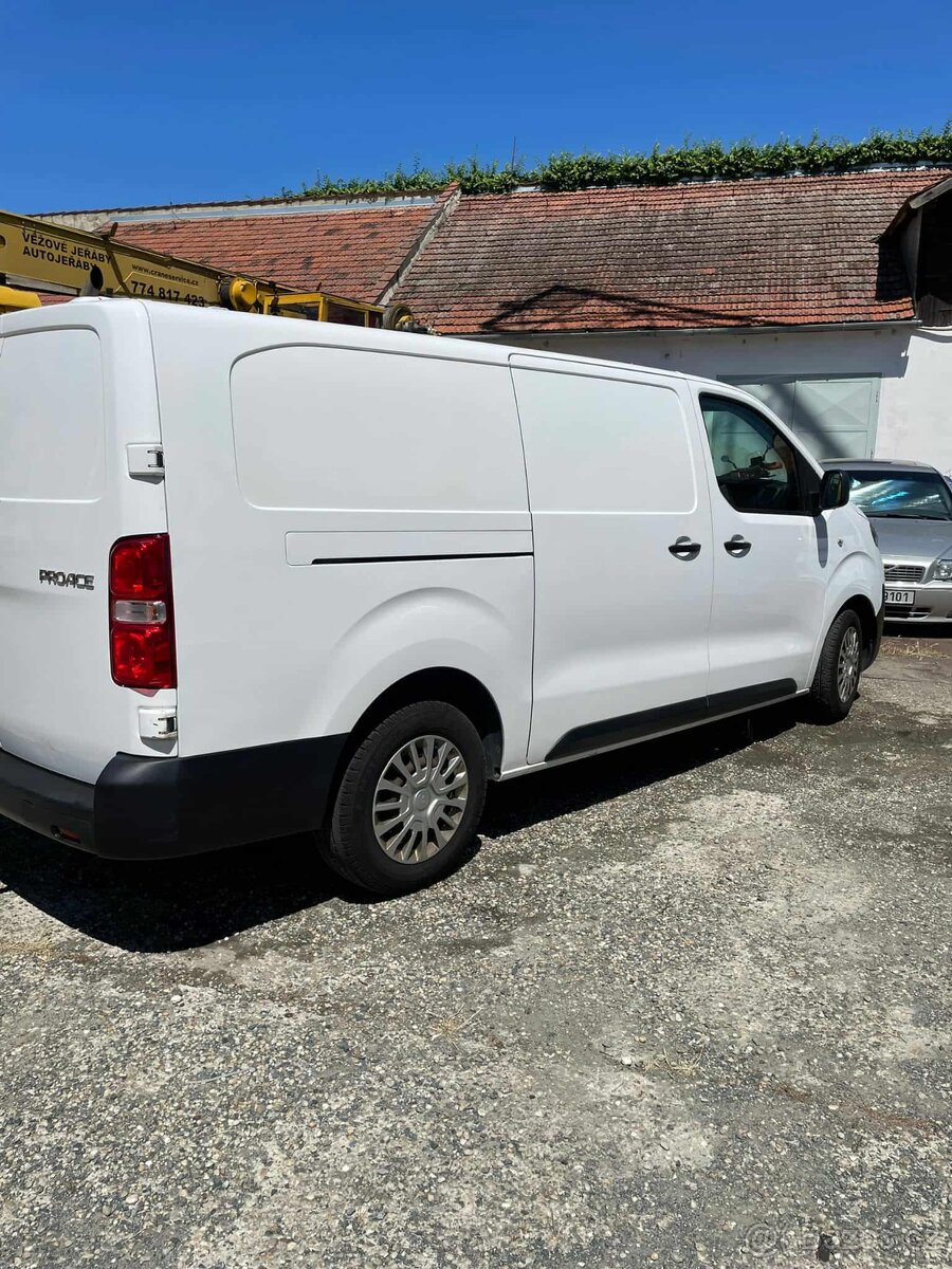 Toyota Proace 2.0 DCI, 2021, L2, první majitel, původ ČR - 2
