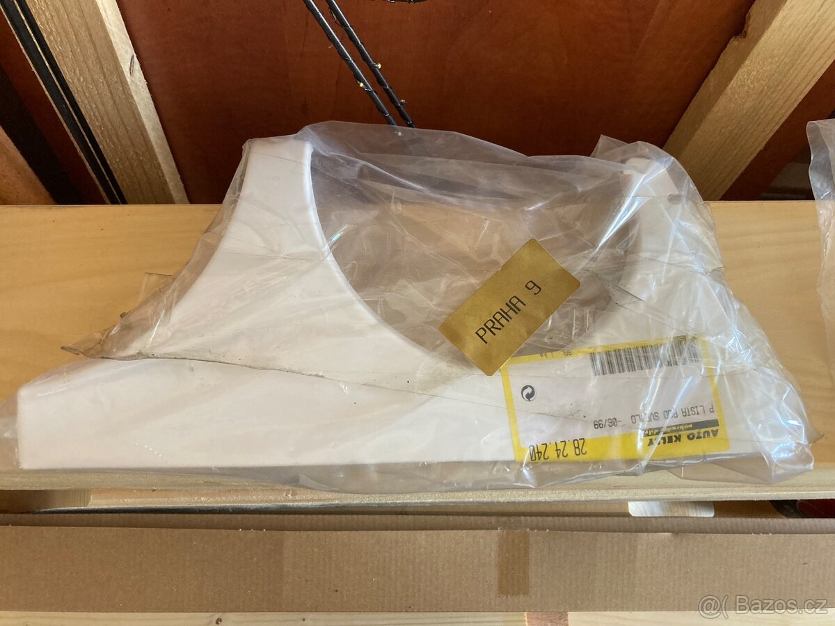 Plastové lišty pod světla na Mercedes Benz W210 - 2