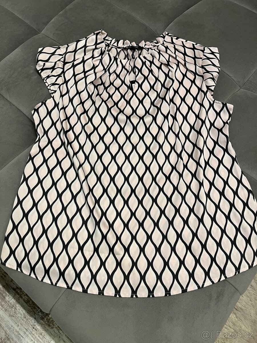 Dámská společenská blůza Comma vel.42 nová - 2