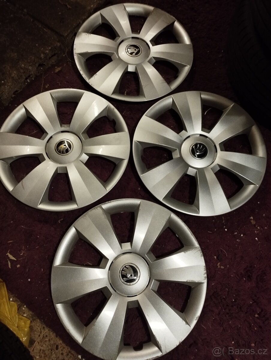 Poklice Škoda R/15.original - 2